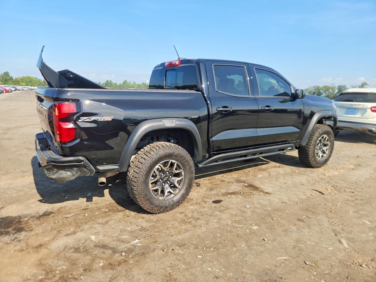 2026 Chevrolet Colorado Zr2 - Image 3