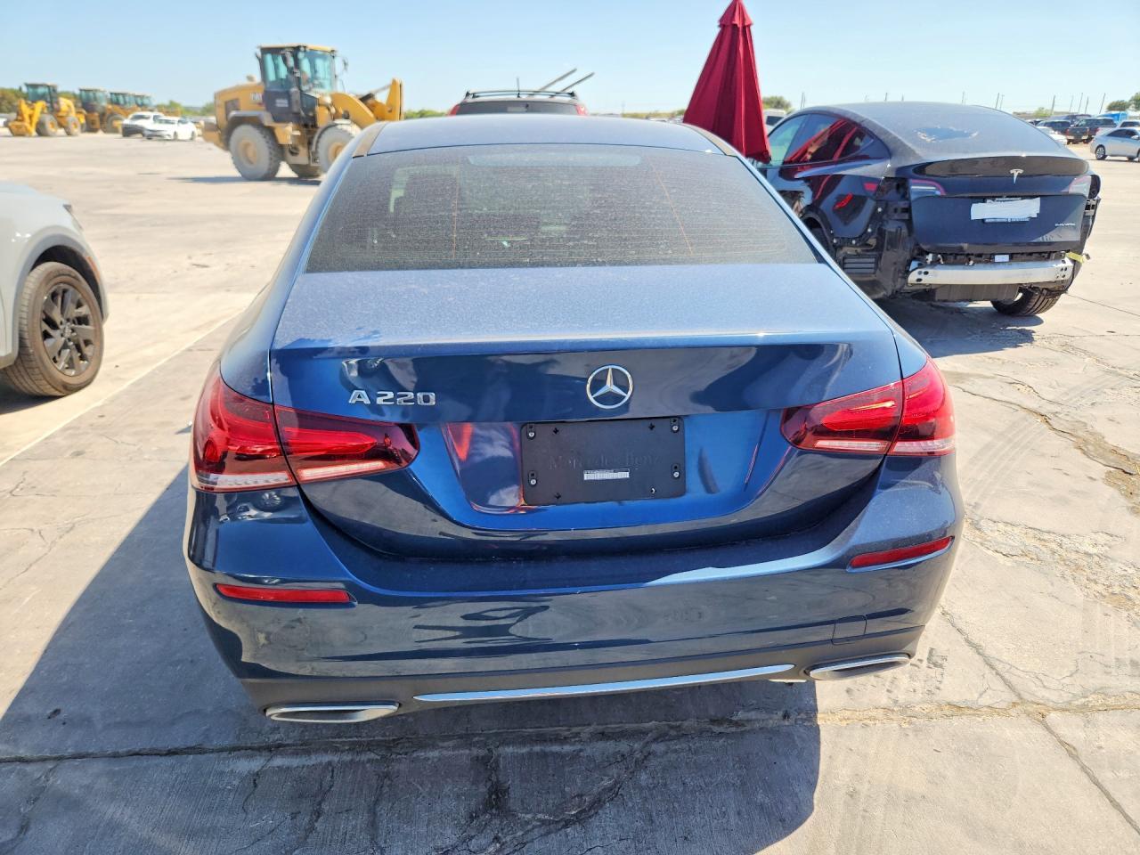2022 Mercedes-Benz A 220 - Фото 6