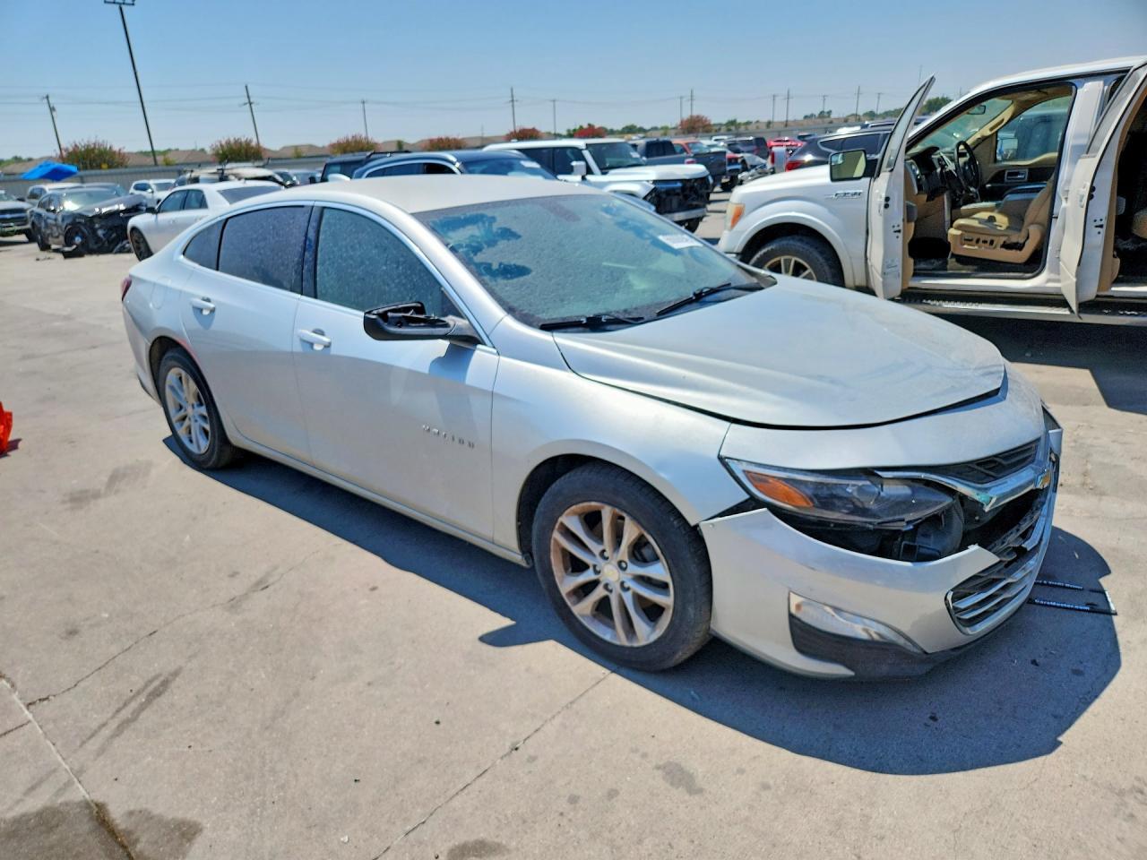 2020 Chevrolet Malibu Lt - Image 4
