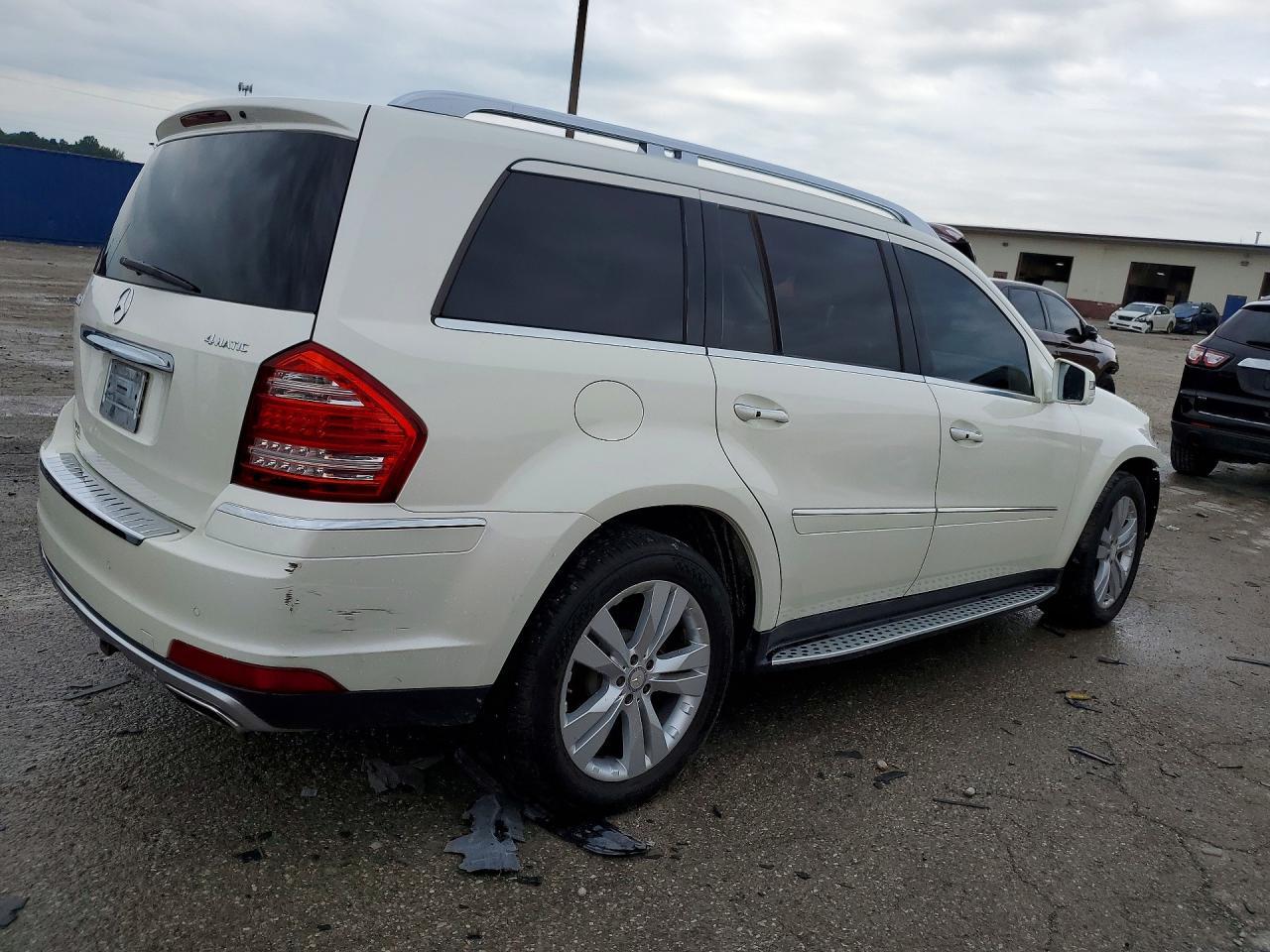 2011 Mercedes-Benz Gl 450 4Matic - Фото 3