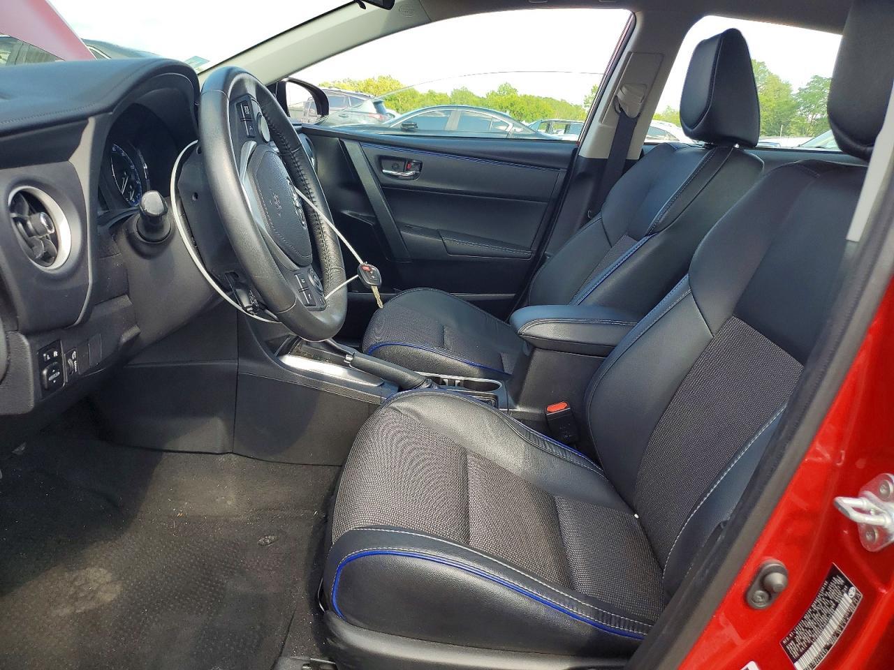 2017 Toyota Corolla Se - Фото 7
