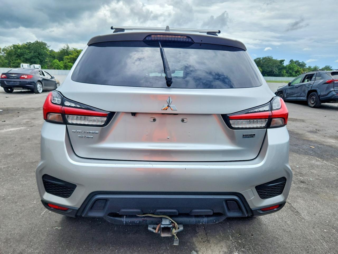 2022 Mitsubishi Outlander Sport Se - Фото 6