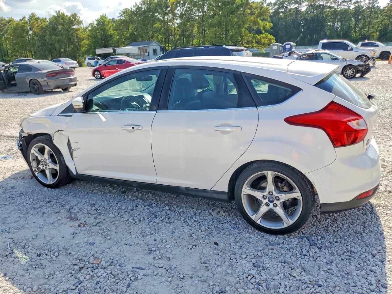 2014 Ford Focus Titanium - Фото 2