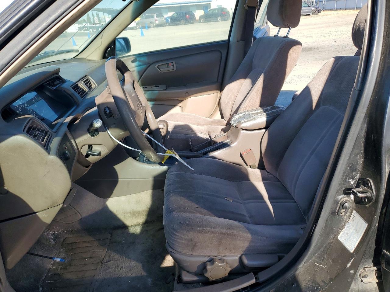 1998 Toyota Camry Le V6 - Image 7