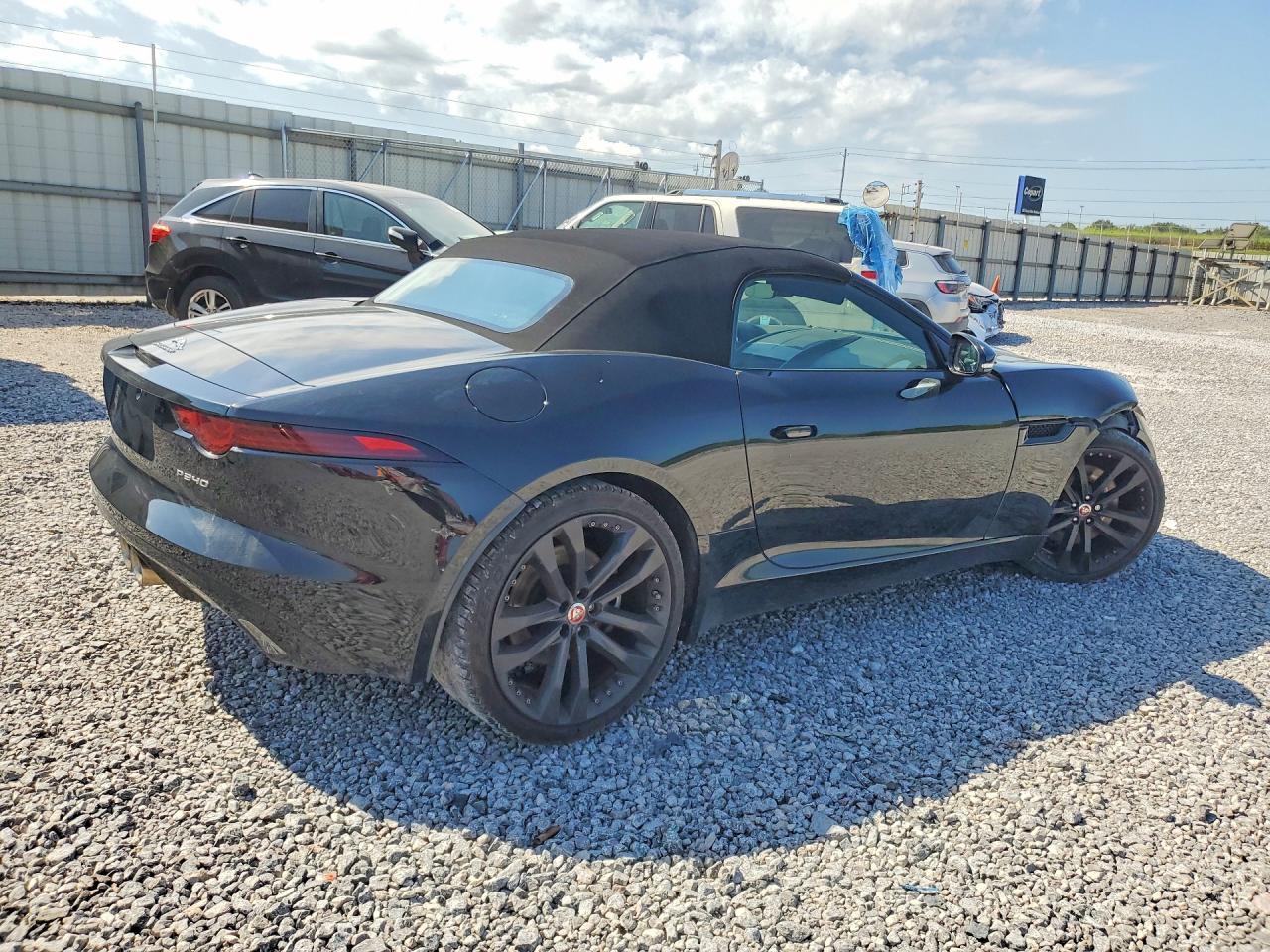 2020 Jaguar F-Type - Фото 3