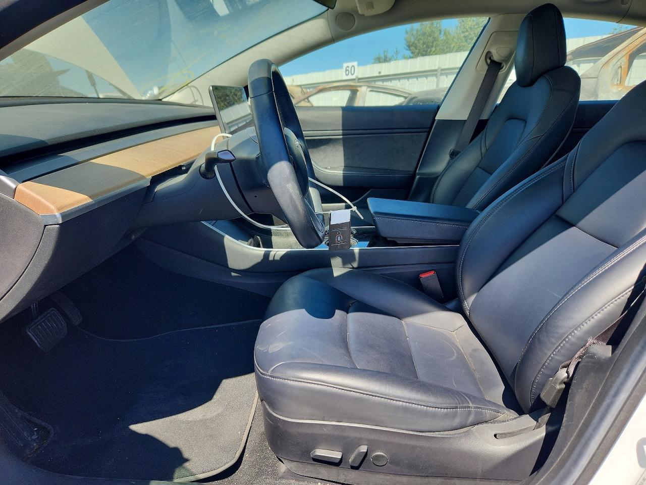 2018 Tesla Model 3 - Фото 7