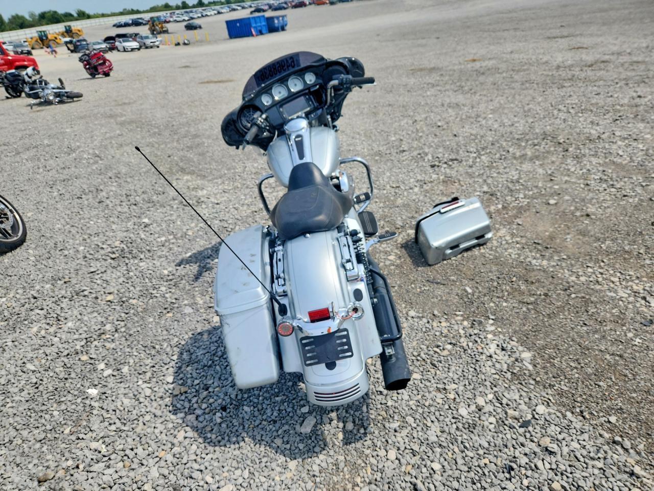 2015 Harley-Davidson Flhxs Street Glide Special - Image 4