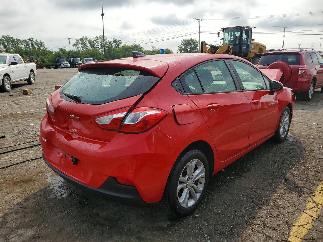 2019 Chevrolet Cruze Ls - Image 3