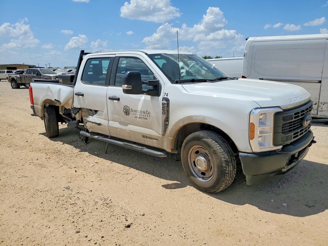 2025 Ford F250 Super Duty - Фото 4
