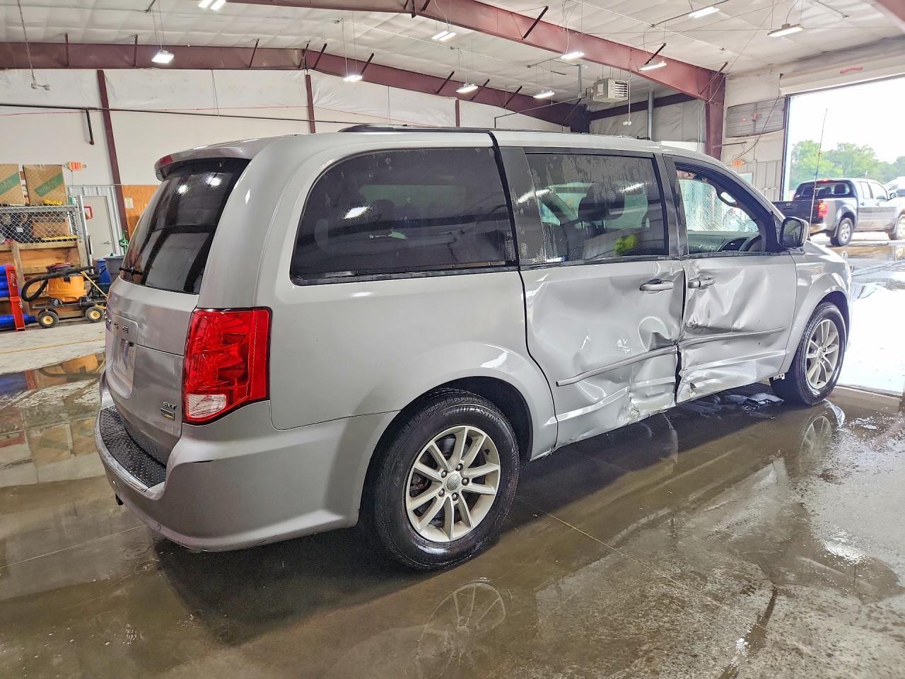 2015 Dodge Grand Caravan Sxt - Фото 3