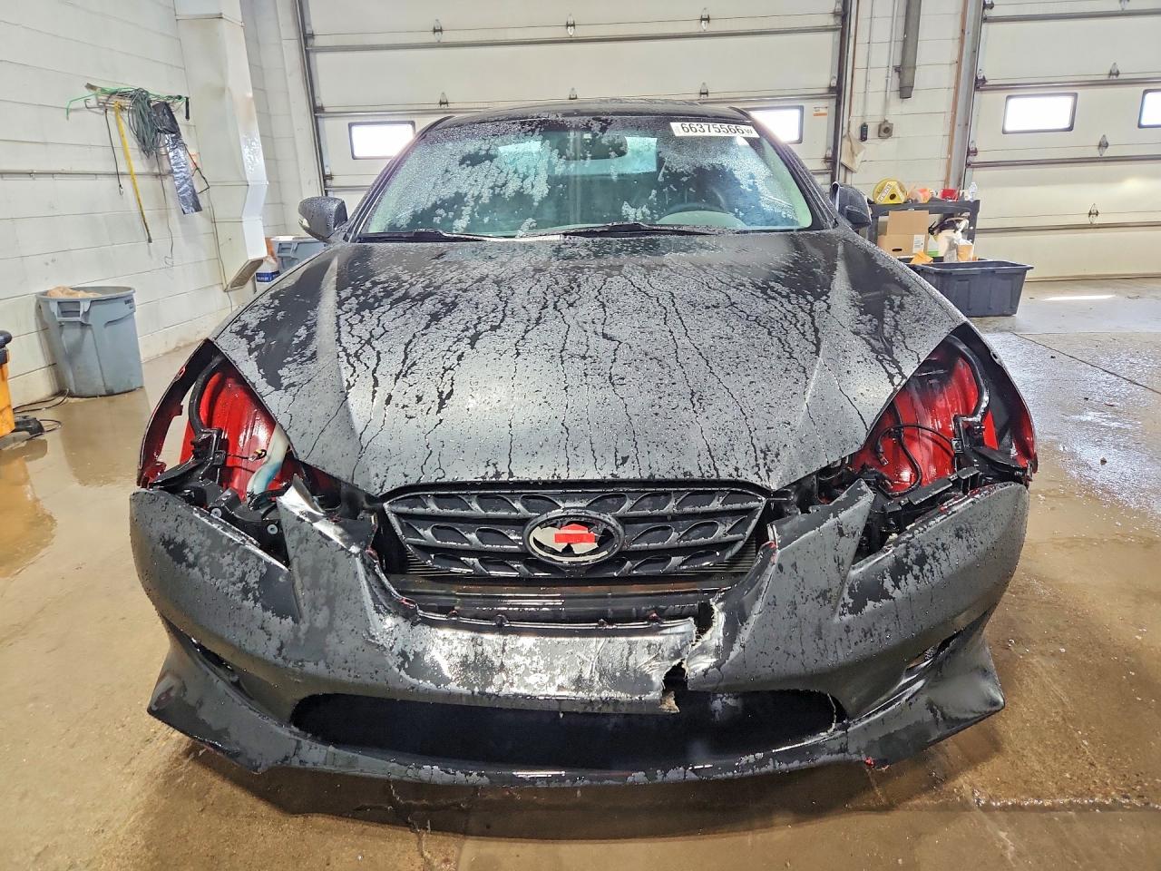 2011 Hyundai Genesis Coupe 3.8L R-Spec - Фото 5
