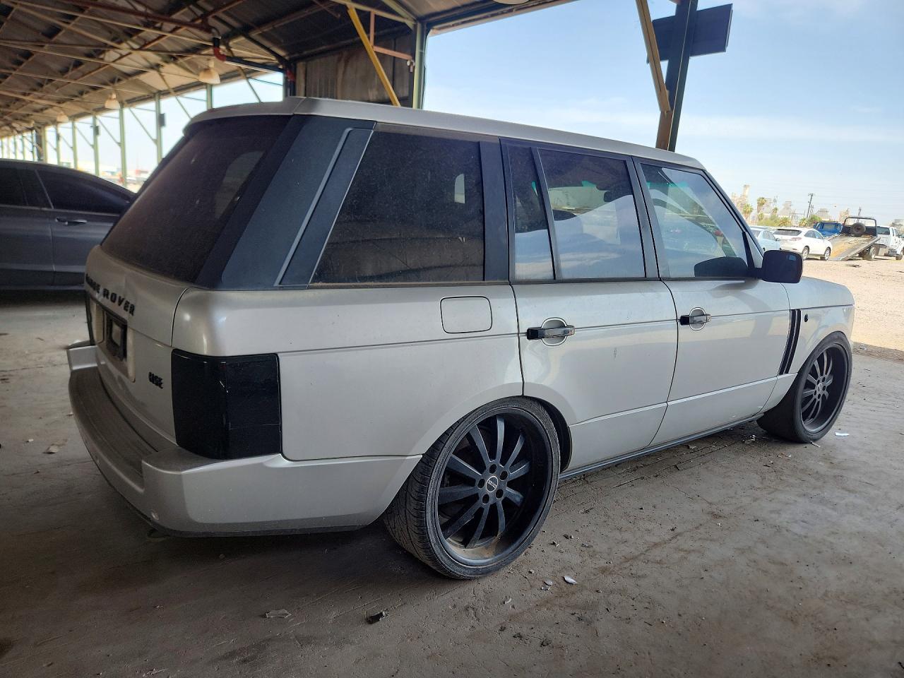 2005 Land Rover Range Rover Hse - Image 3