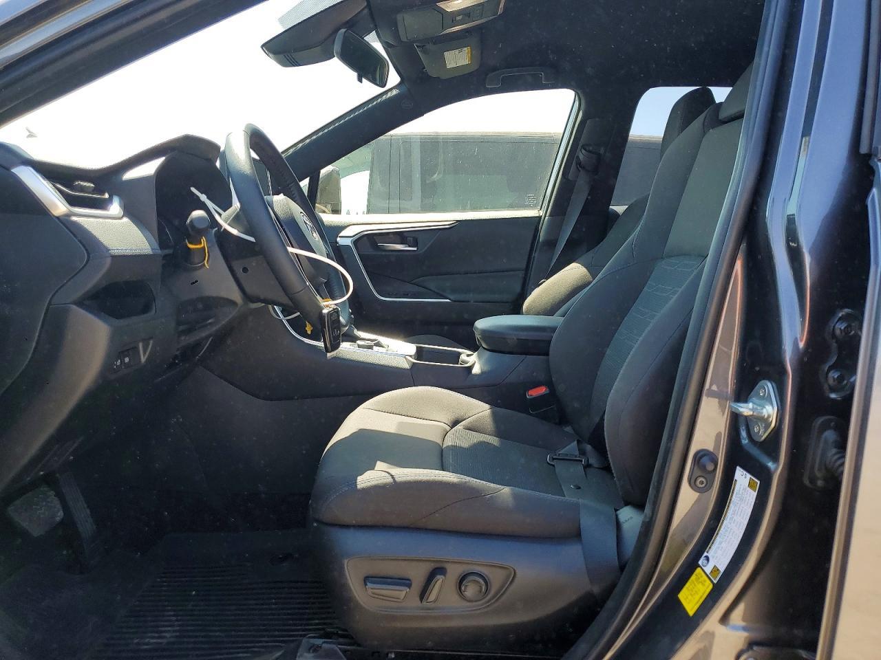 2025 Toyota Rav4 Se - Фото 7