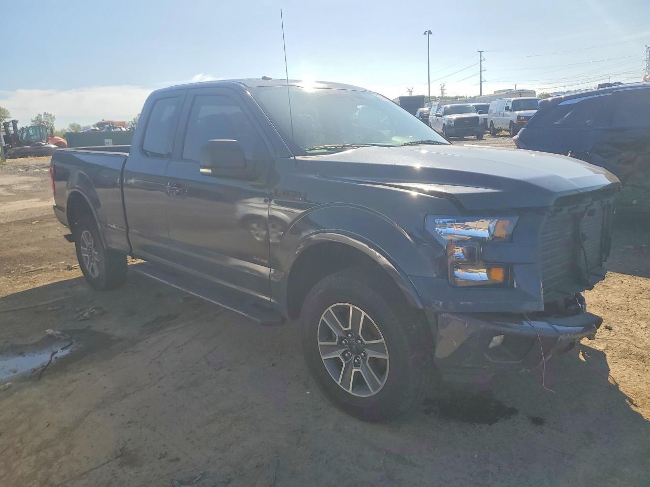 2016 Ford F150 Super Cab - Фото 4