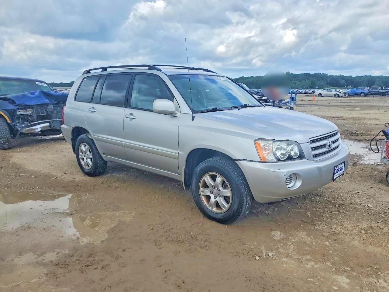 2002 Toyota Highlander Base - Фото 4