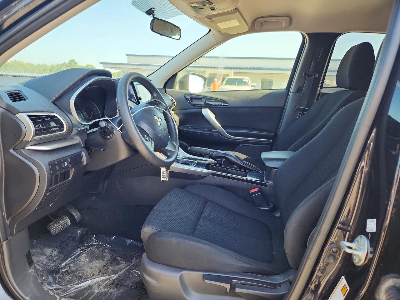 2019 Mitsubishi Eclipse Cross Es - Фото 7