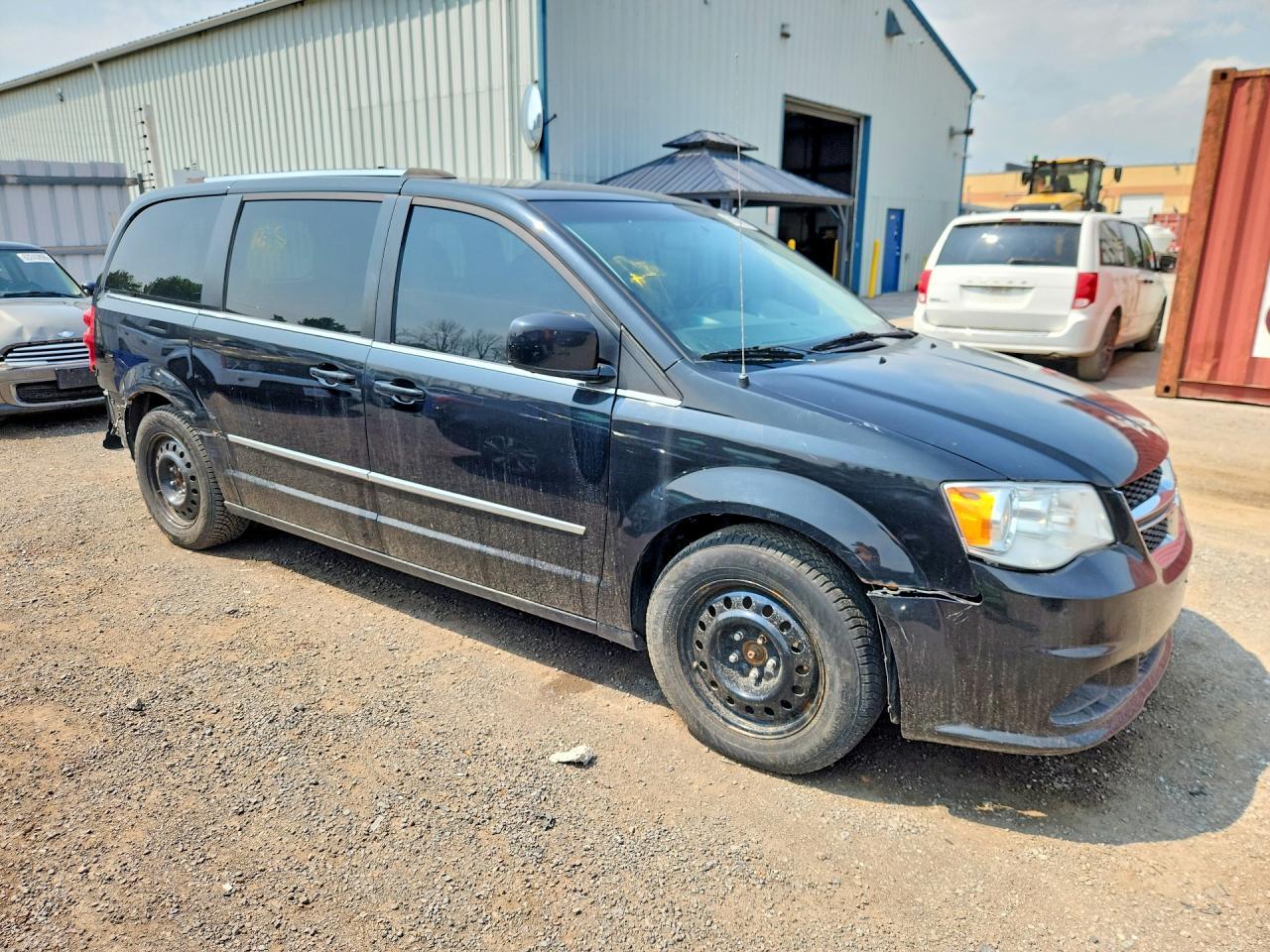 2017 Dodge Grand Caravan Crew - Image 4