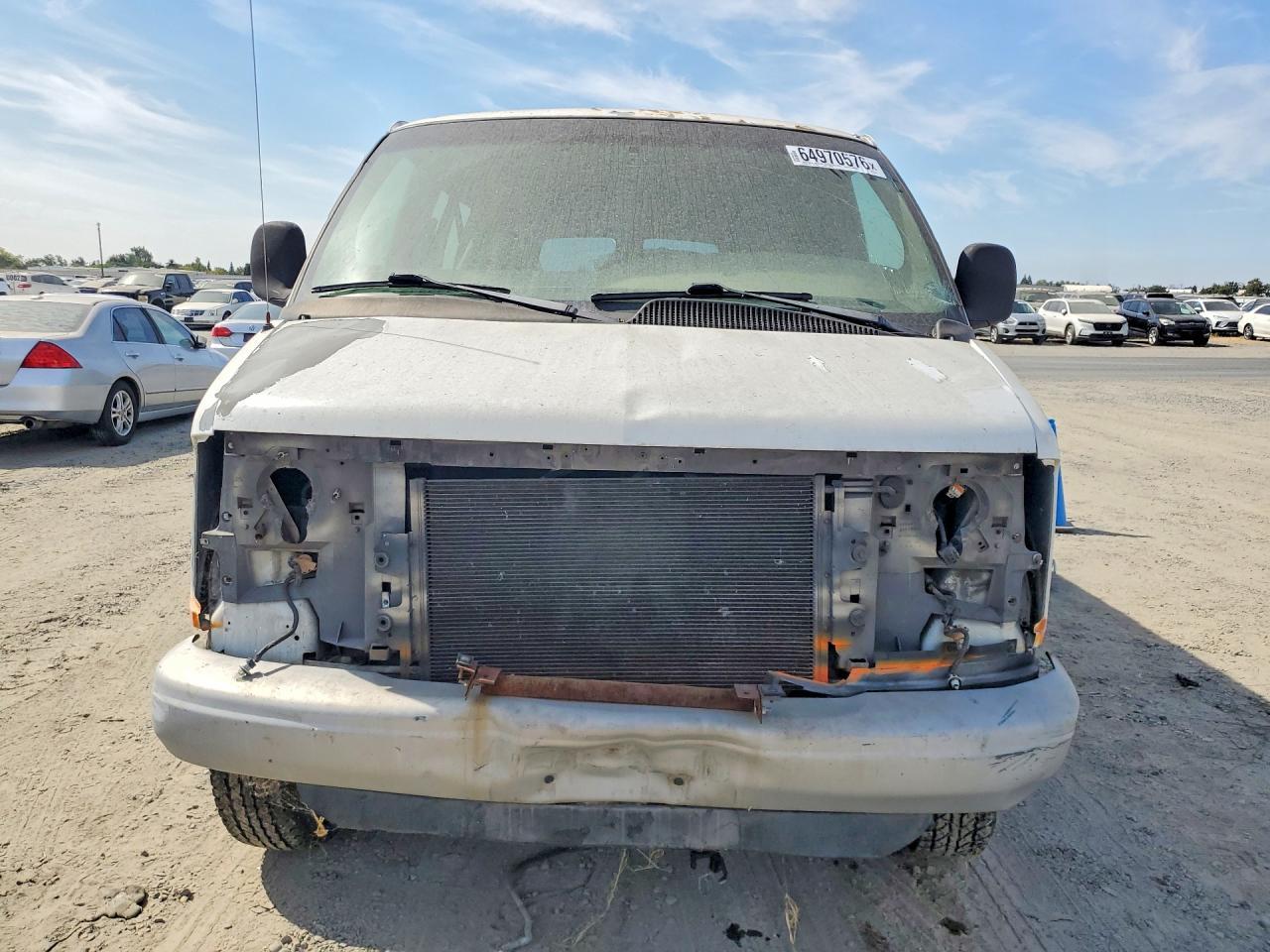 2002 Chevrolet Express G2500 Delivery Van - Image 5