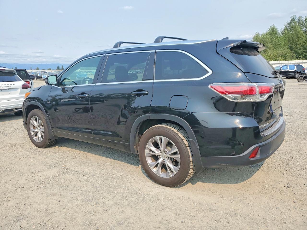 2015 Toyota Highlander Xle - Фото 2