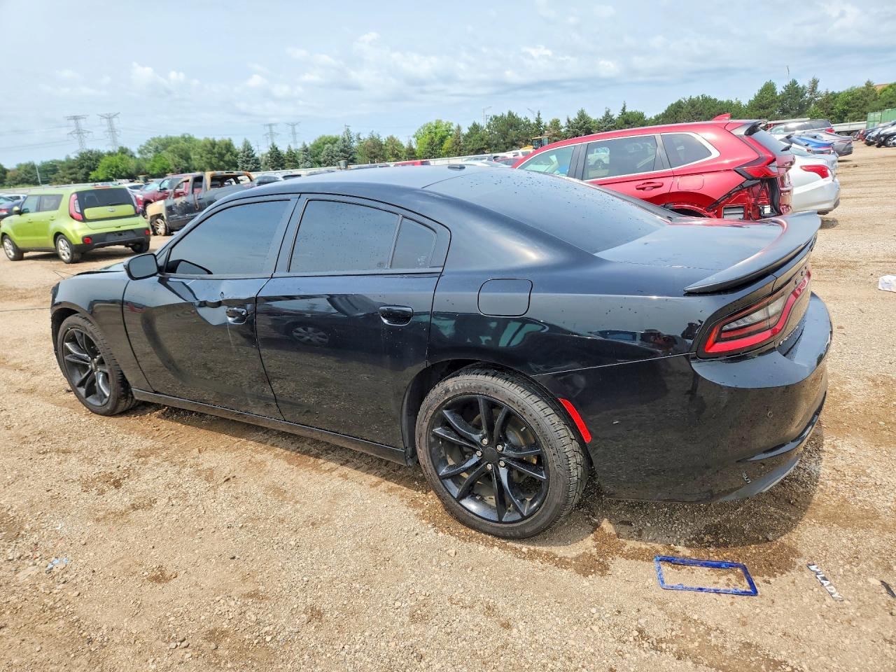 2018 Dodge Charger Sxt - Image 2