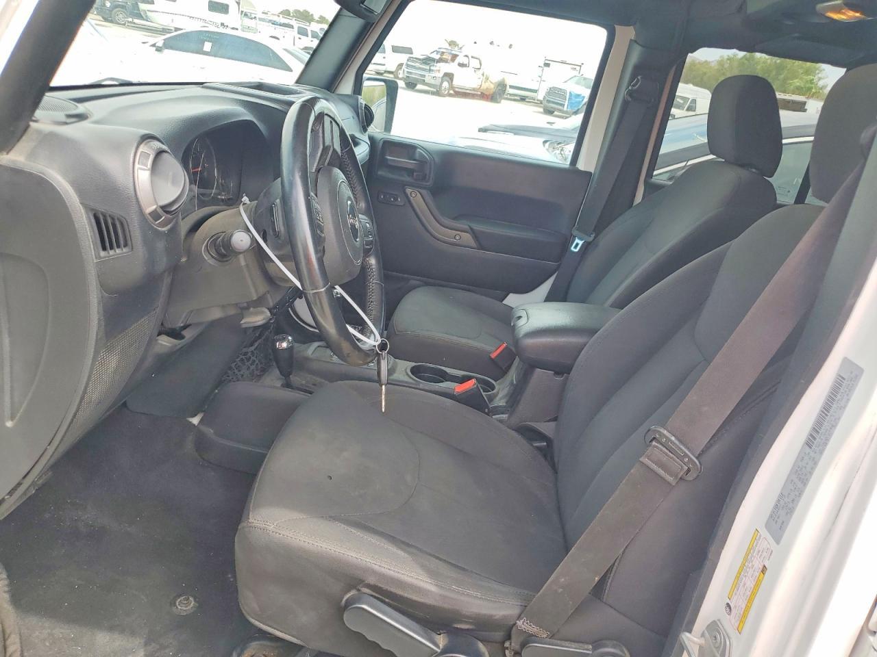 2018 Jeep Wrangler Unlimited Sport - Image 7