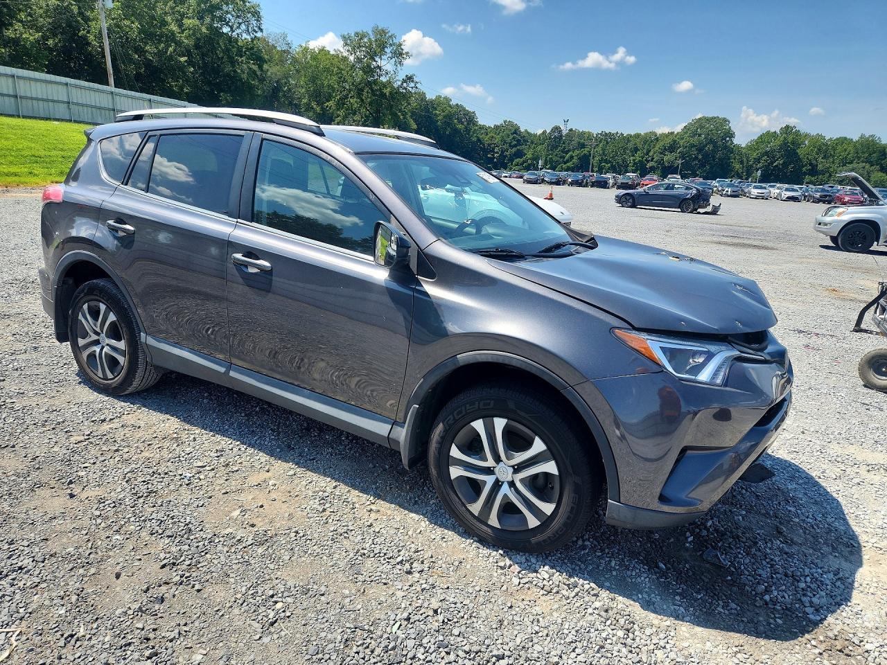 2017 Toyota Rav4 Le - Image 4