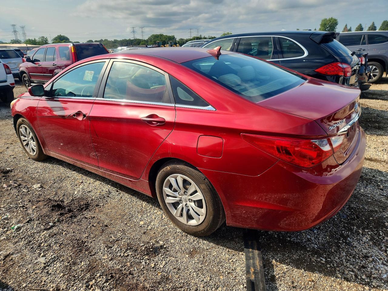 2011 Hyundai Sonata Gls - Image 2