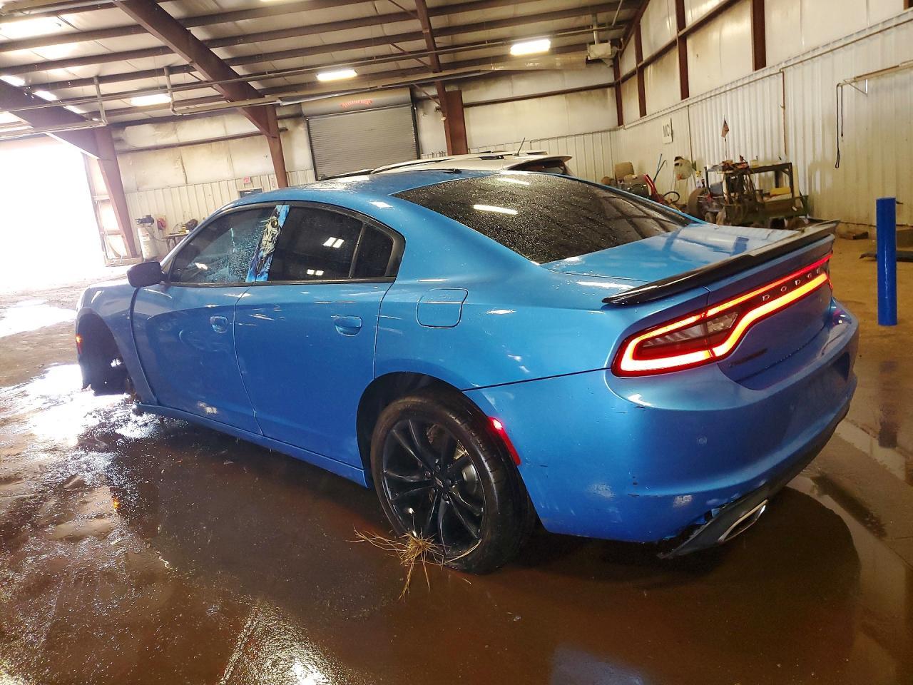 2018 Dodge Charger Sxt - Image 2