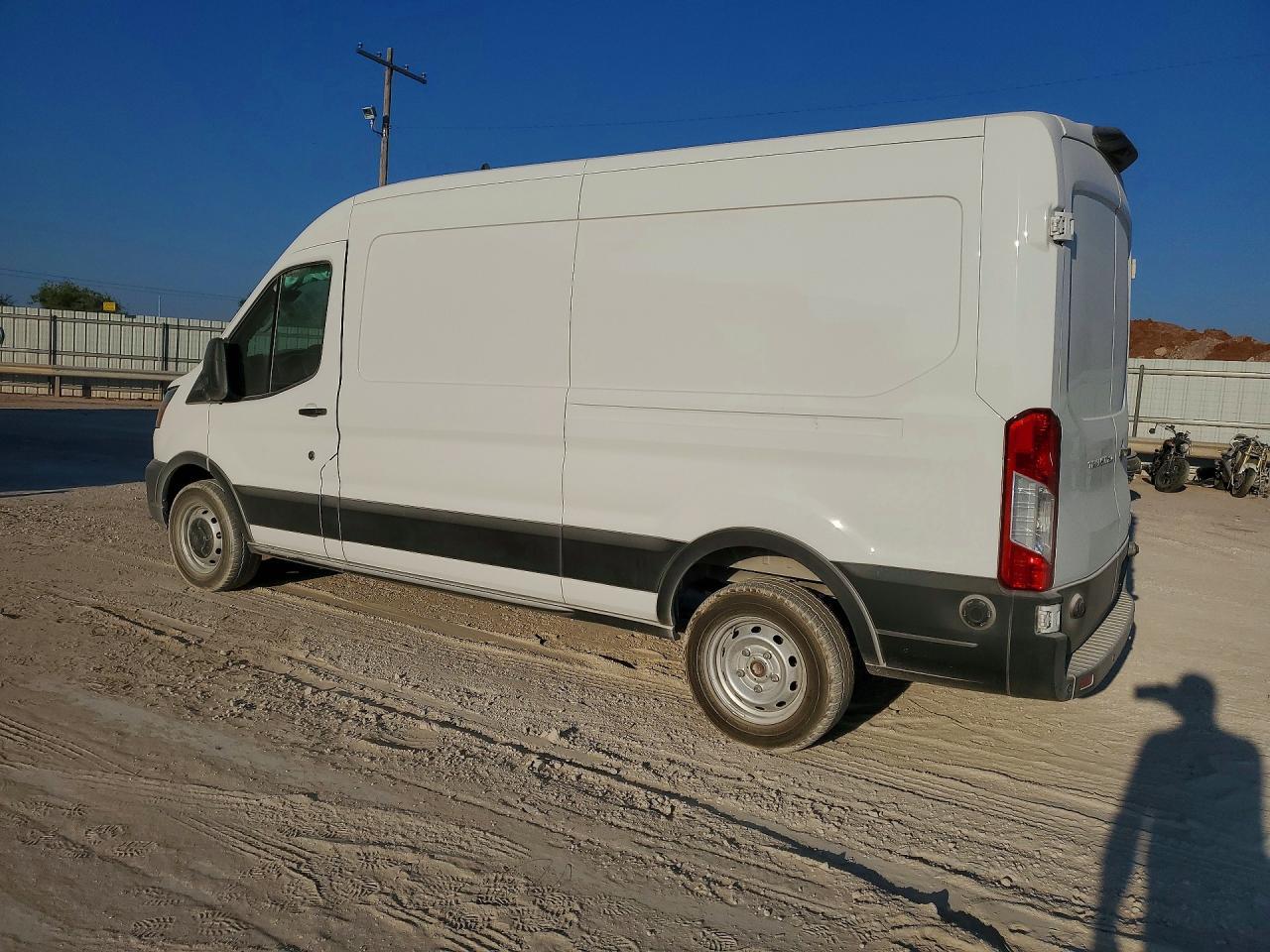 2024 Ford Transit T-250 - Фото 2