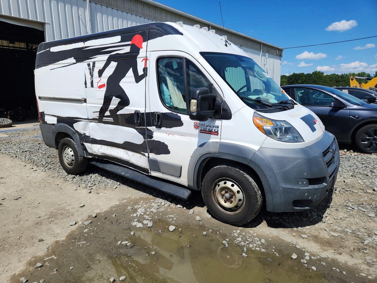 2018 Ram Promaster 1500 Delivery Van - Фото 4
