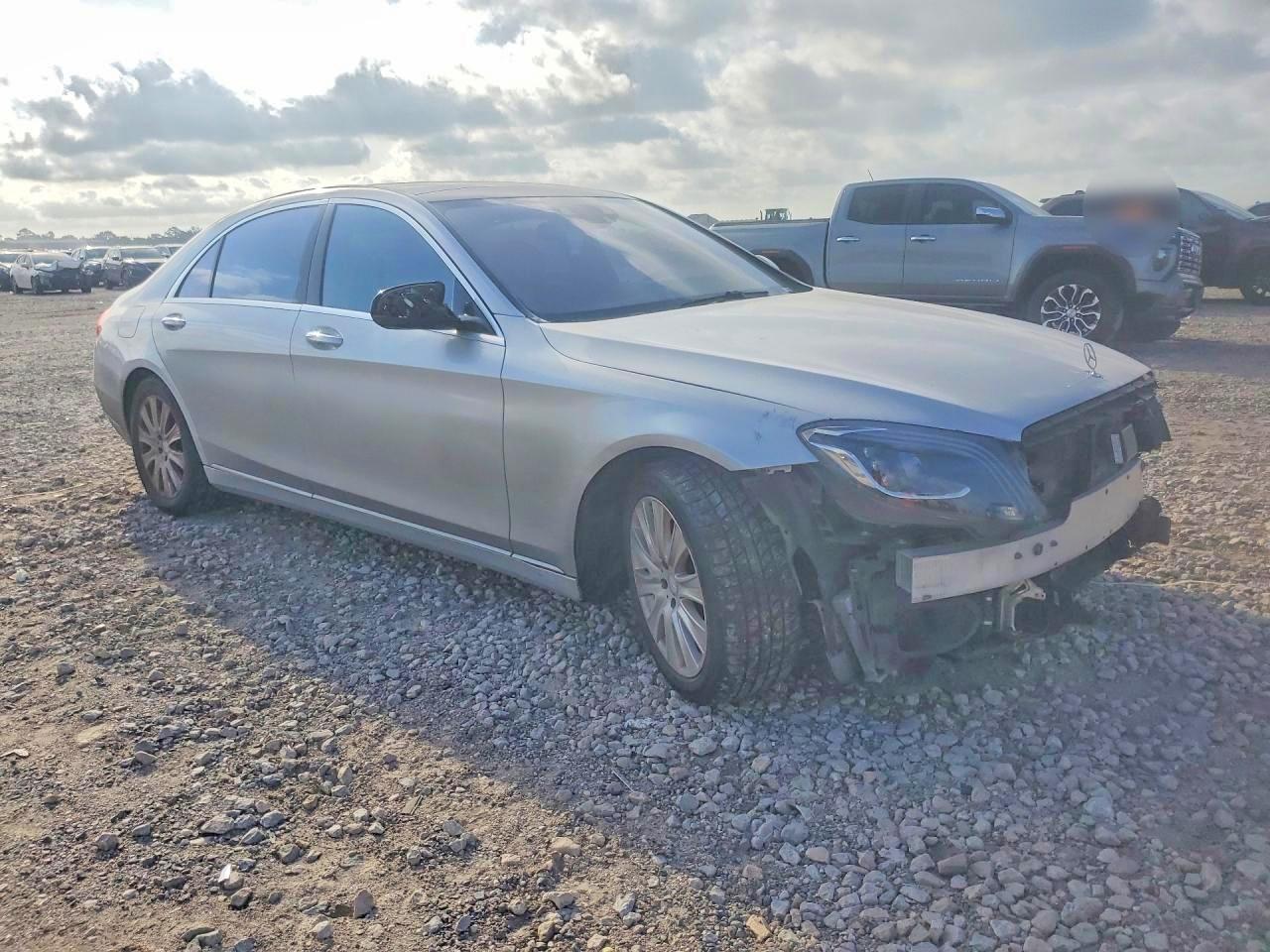 2015 Mercedes-Benz S 550 4Matic - Image 4