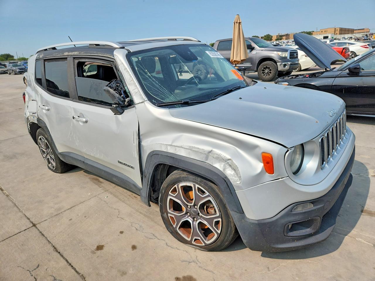 2017 Jeep Renegade Limited - Image 4