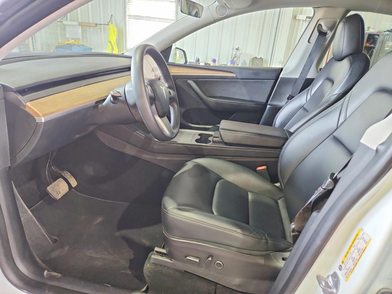 2023 Tesla Model Y - Фото 7