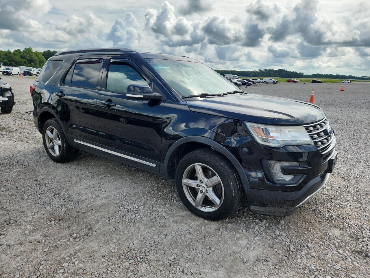 2016 Ford Explorer Xlt - Image 4