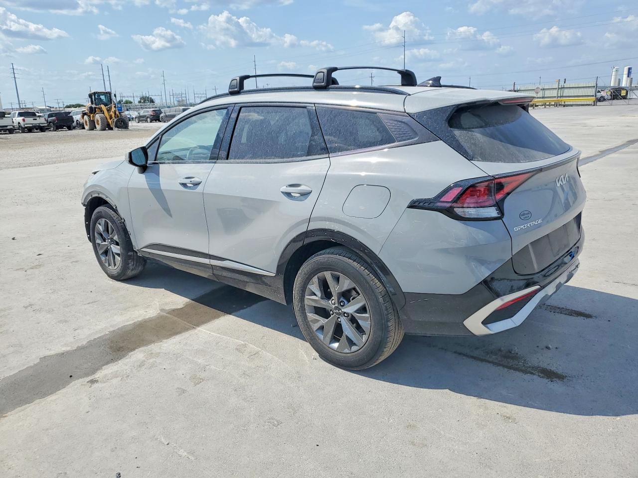2023 Kia Sportage Sx - Фото 2