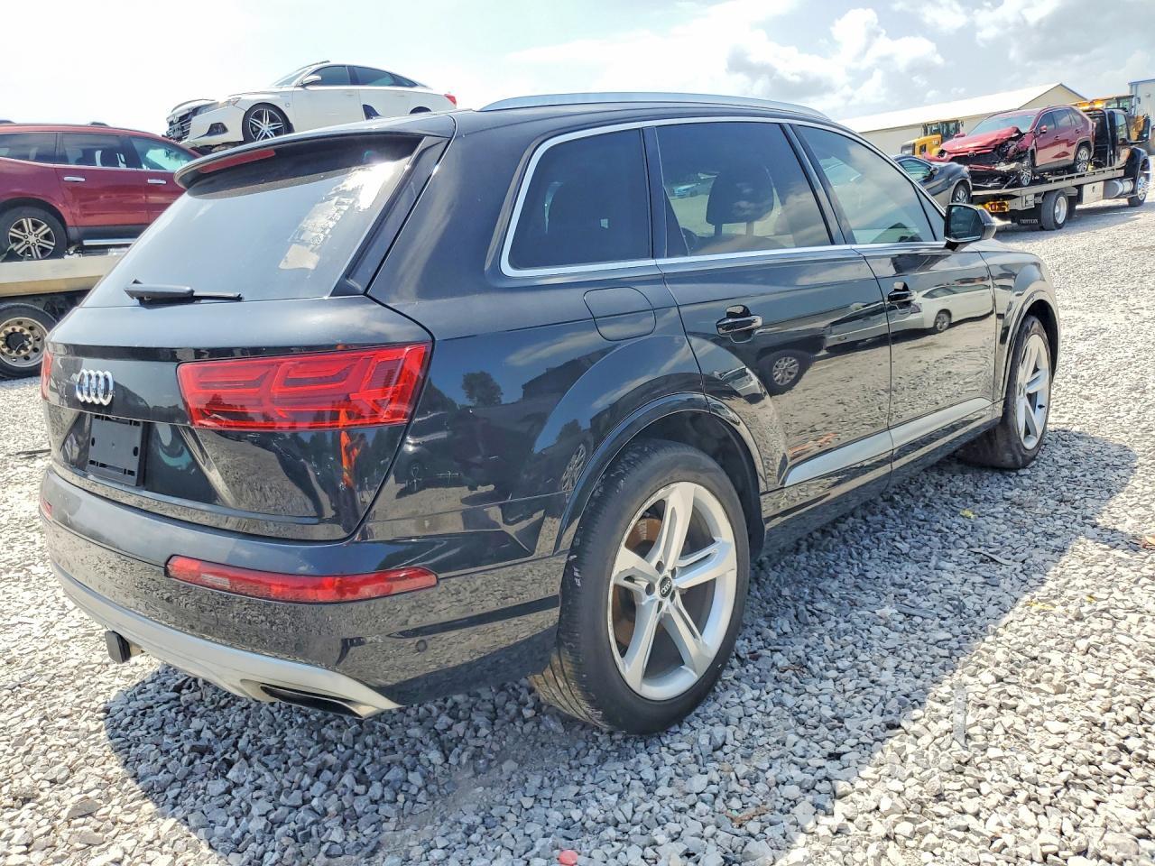 2019 Audi Q7 Prestige - Image 3