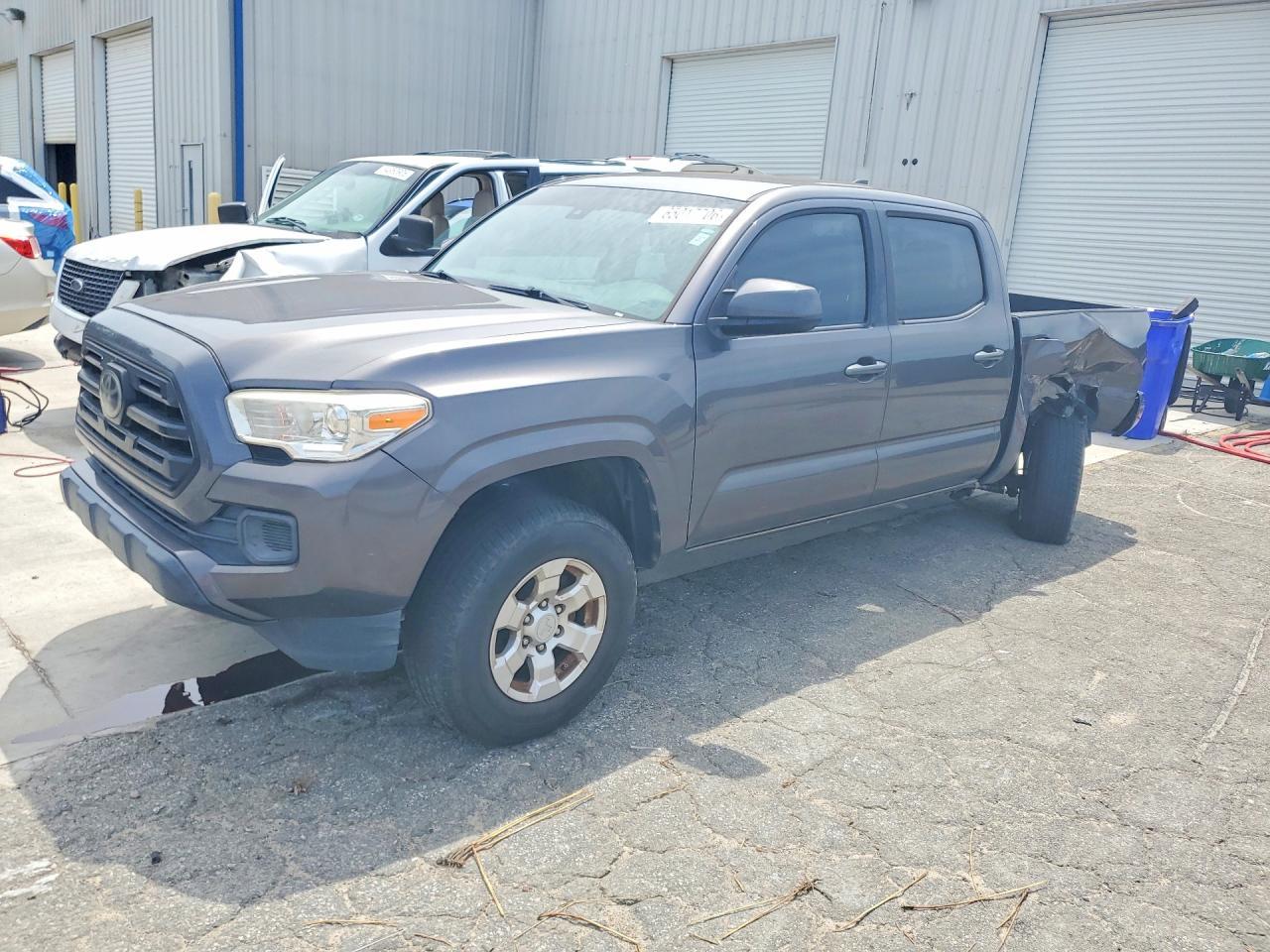 2018 Toyota Tacoma Sr