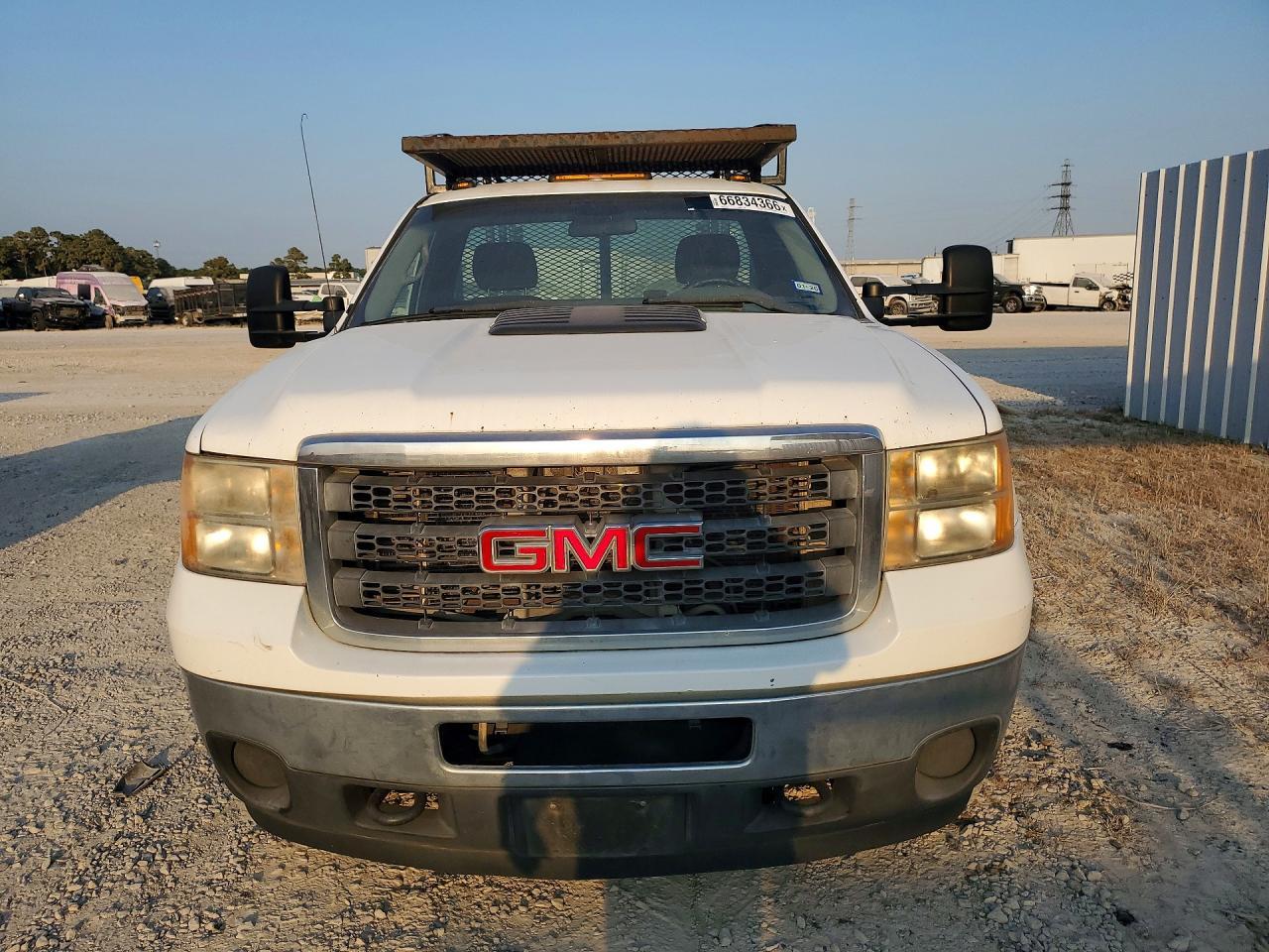 2011 GMC Sierra - Image 5