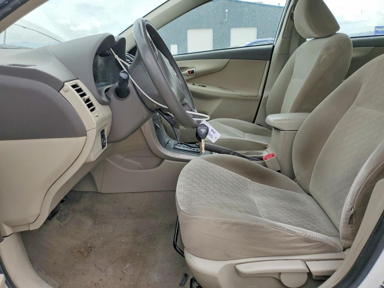 2009 Toyota Corolla Le - Фото 7