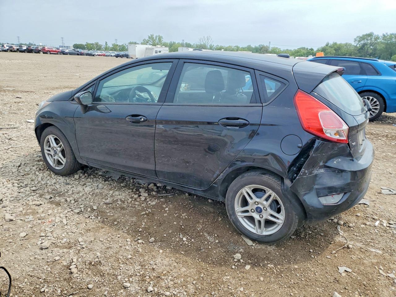 2019 Ford Fiesta Se - Фото 2
