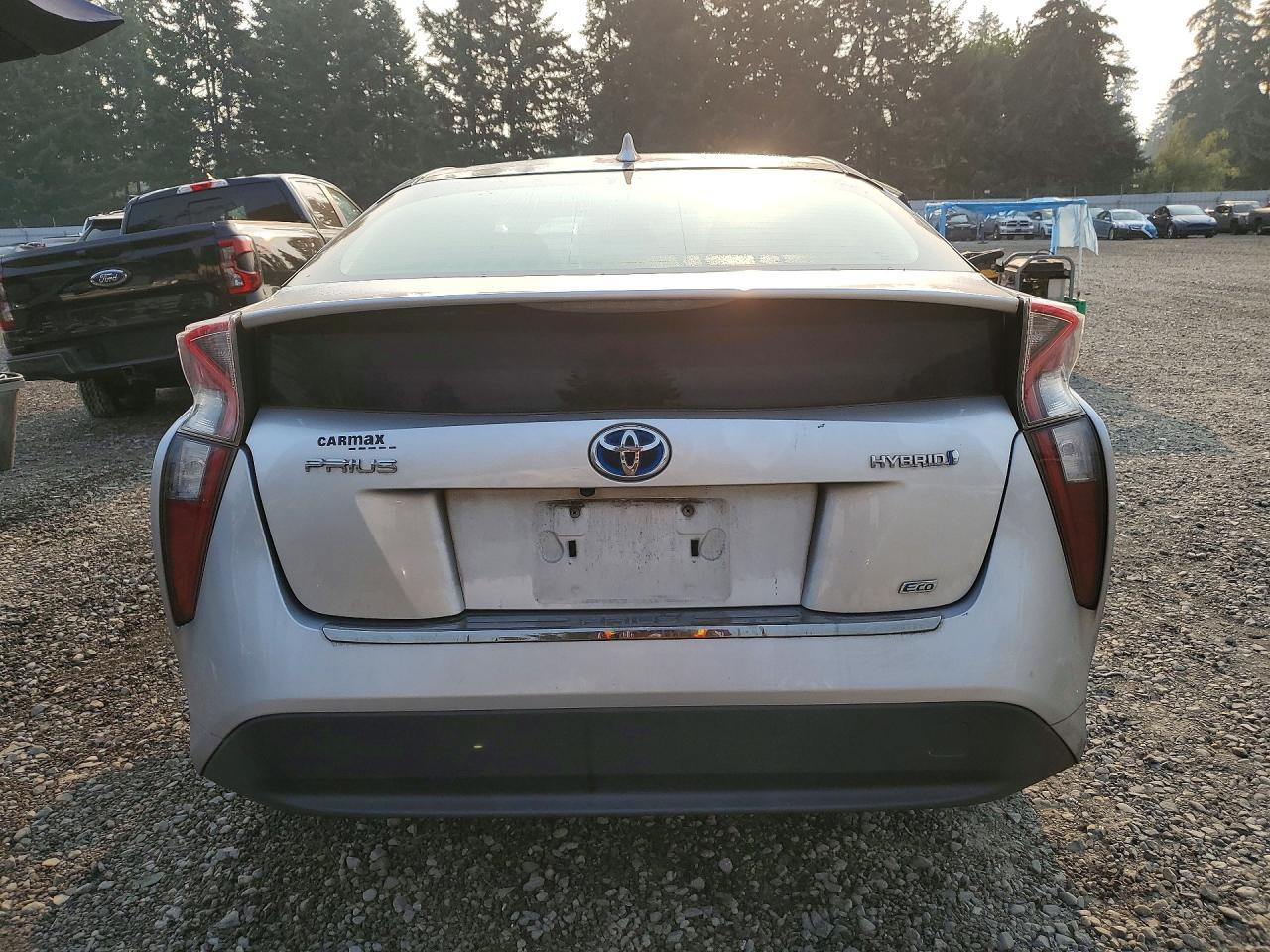 2017 Toyota Prius Two Eco - Фото 6