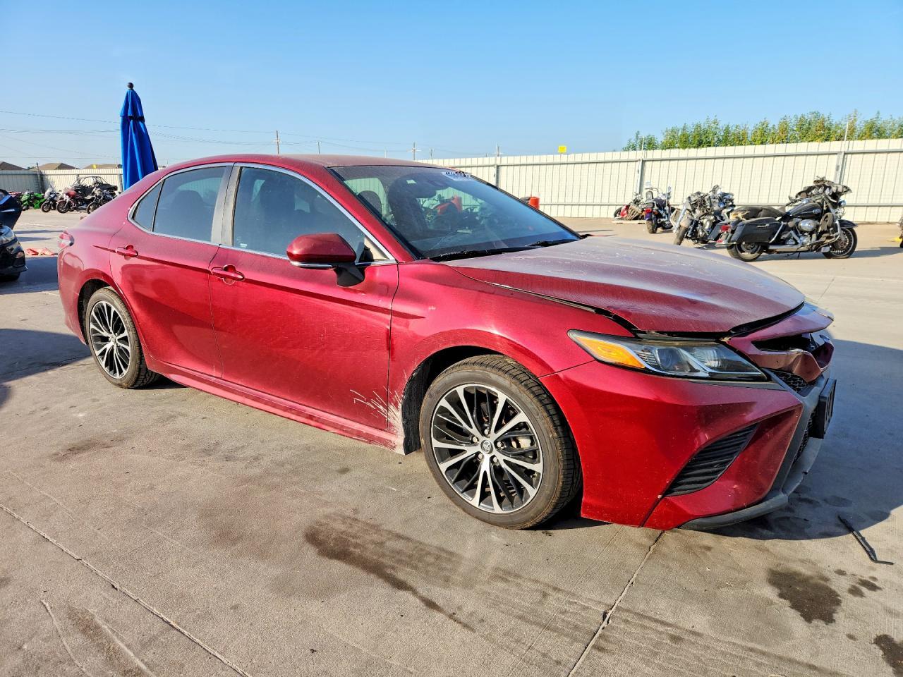 2018 Toyota Camry Se - Фото 4
