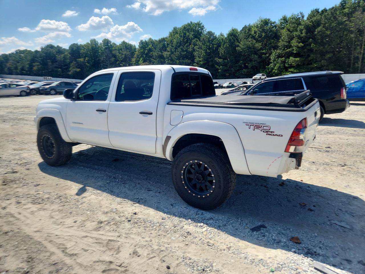 2011 Toyota Tacoma Double Cab Prerunner - Image 2