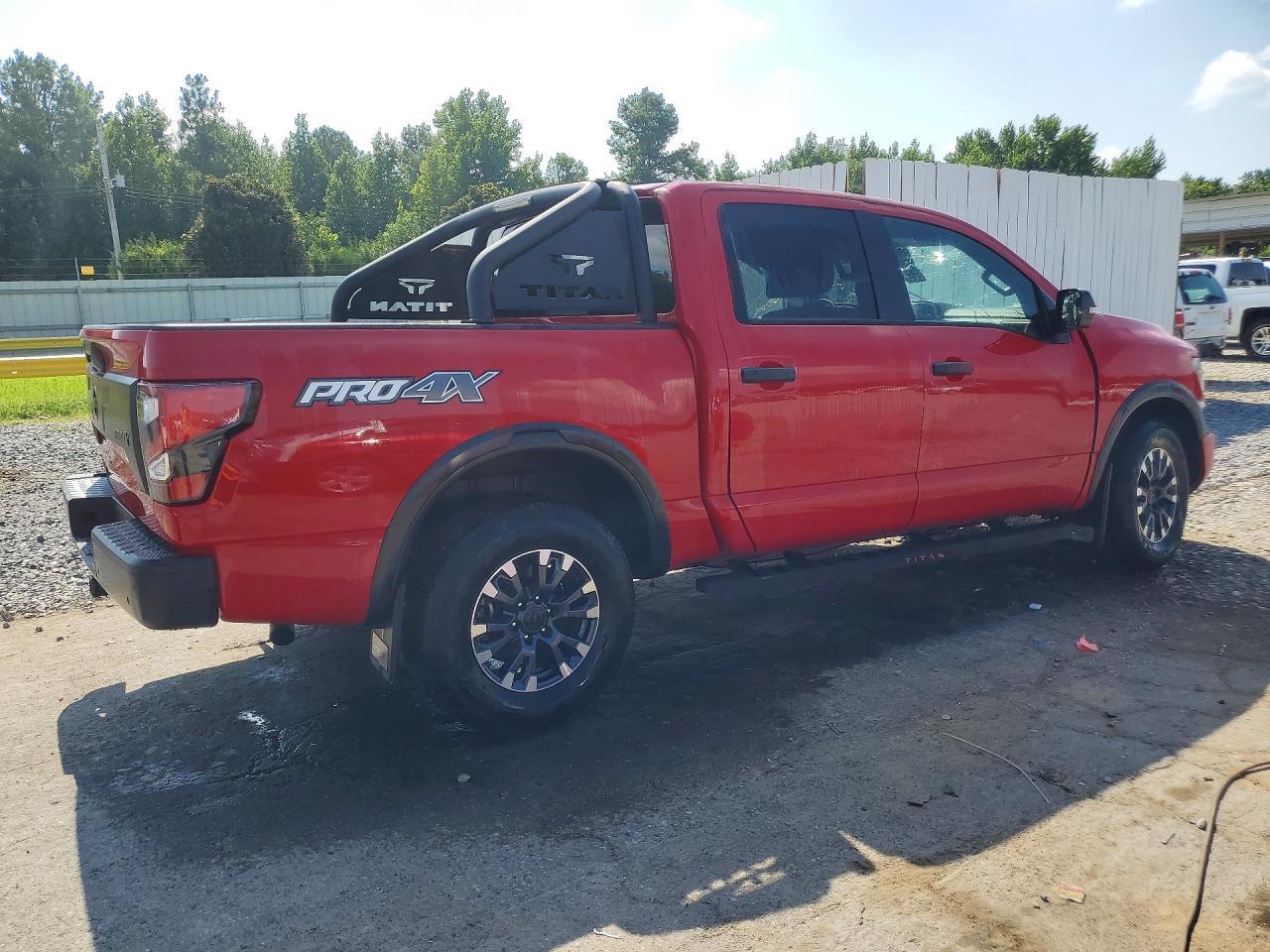 2024 Nissan Titan Pro-4X - Image 3