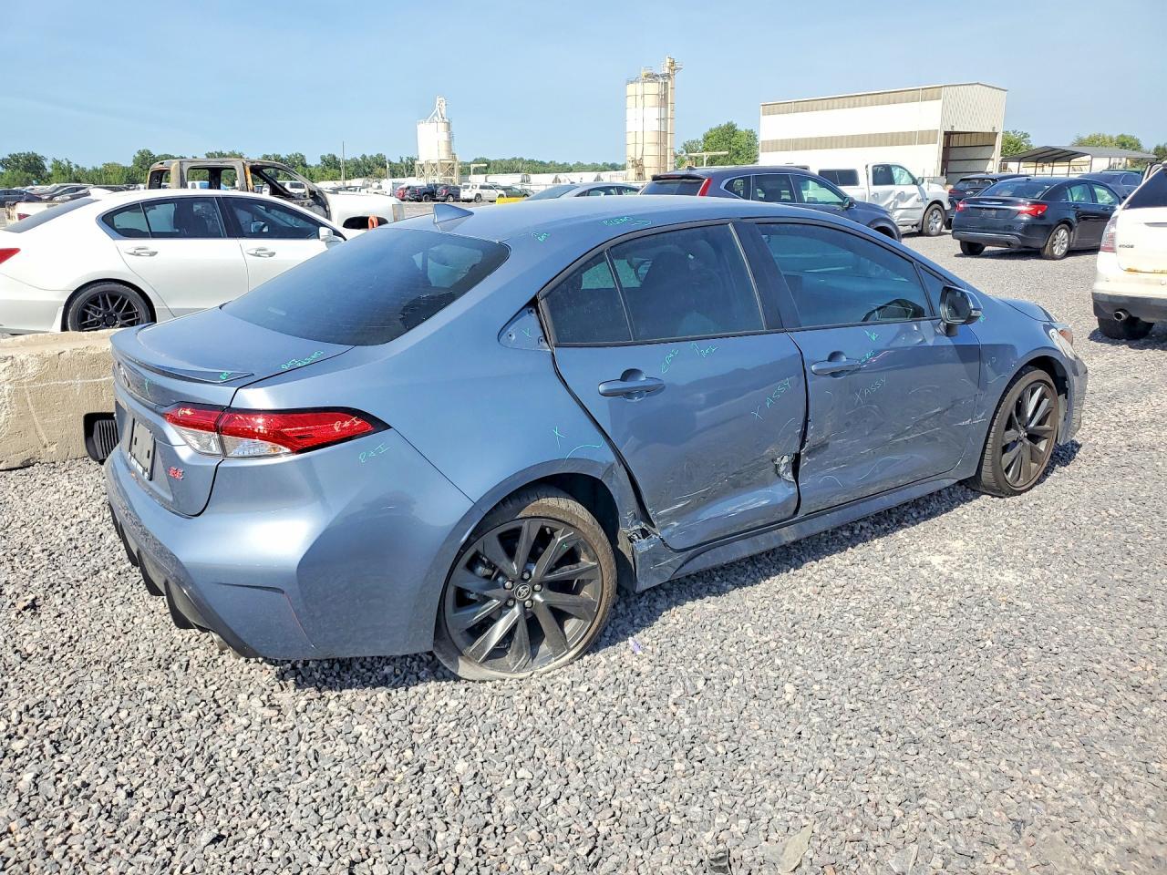 2026 Toyota Corolla Se - Фото 3