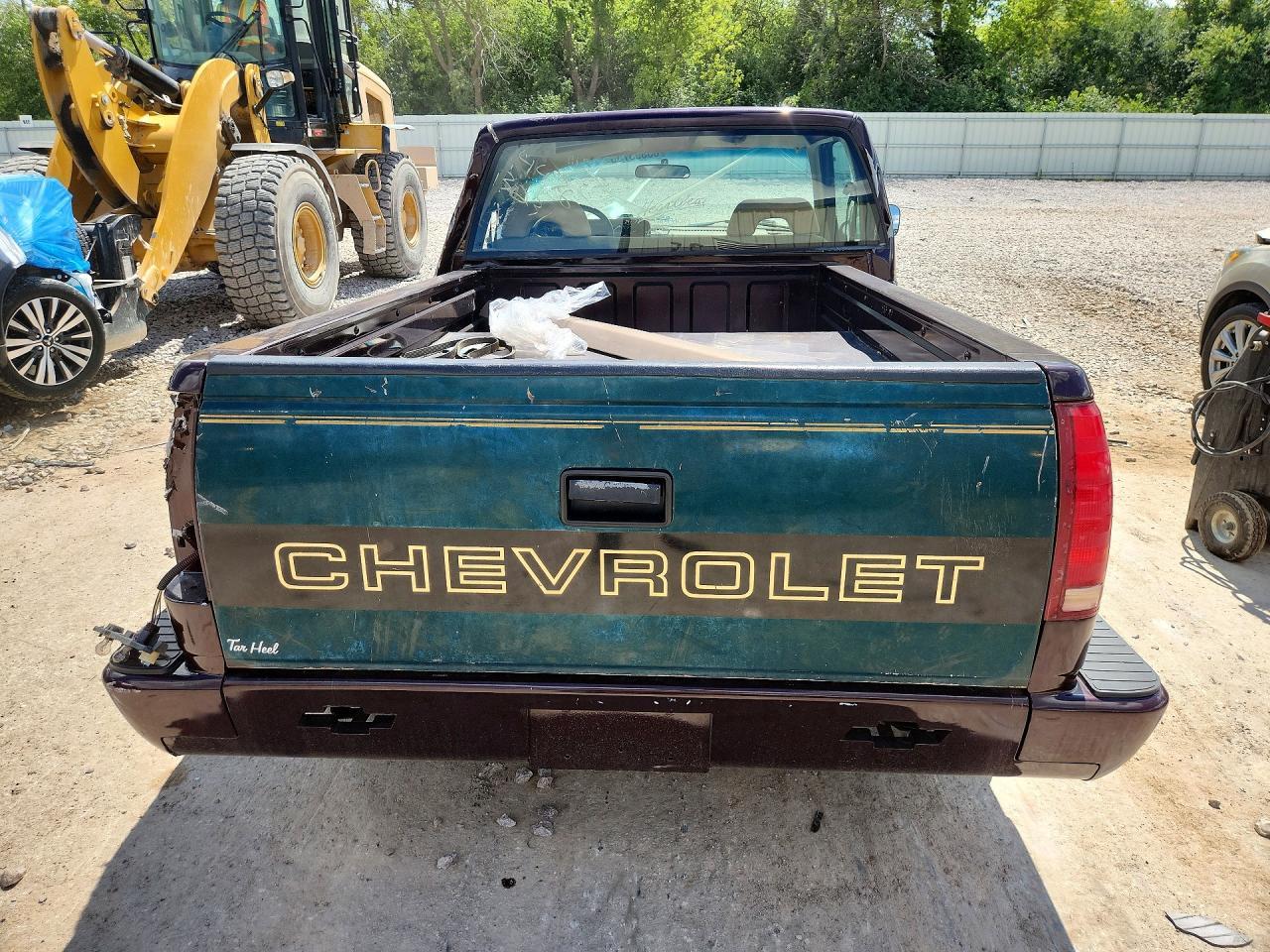 1993 Chevrolet Gmt-400 C1500 - Image 6