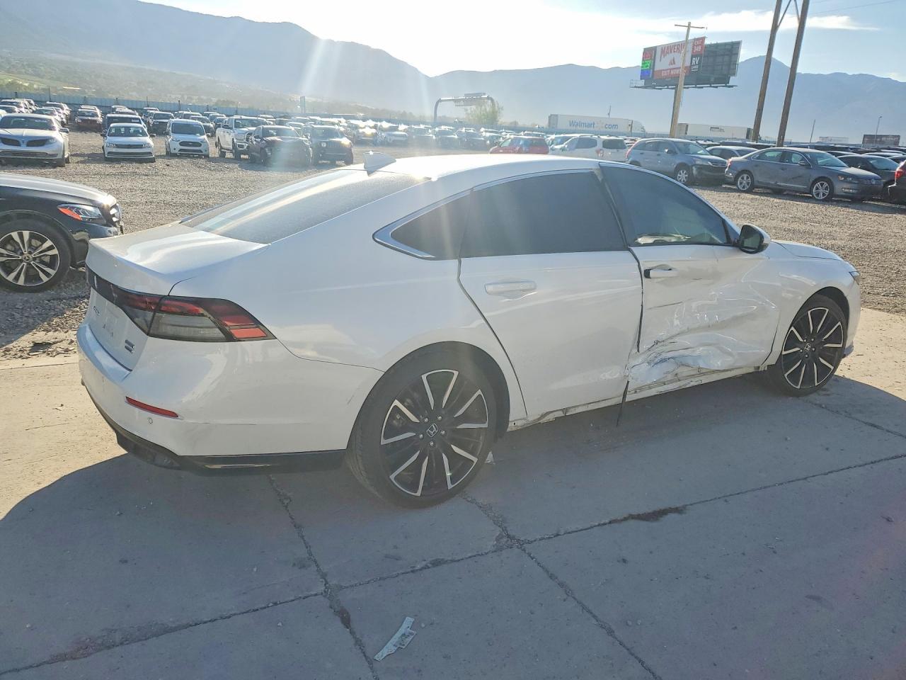 2024 Honda Accord Touring Hybrid - Фото 3