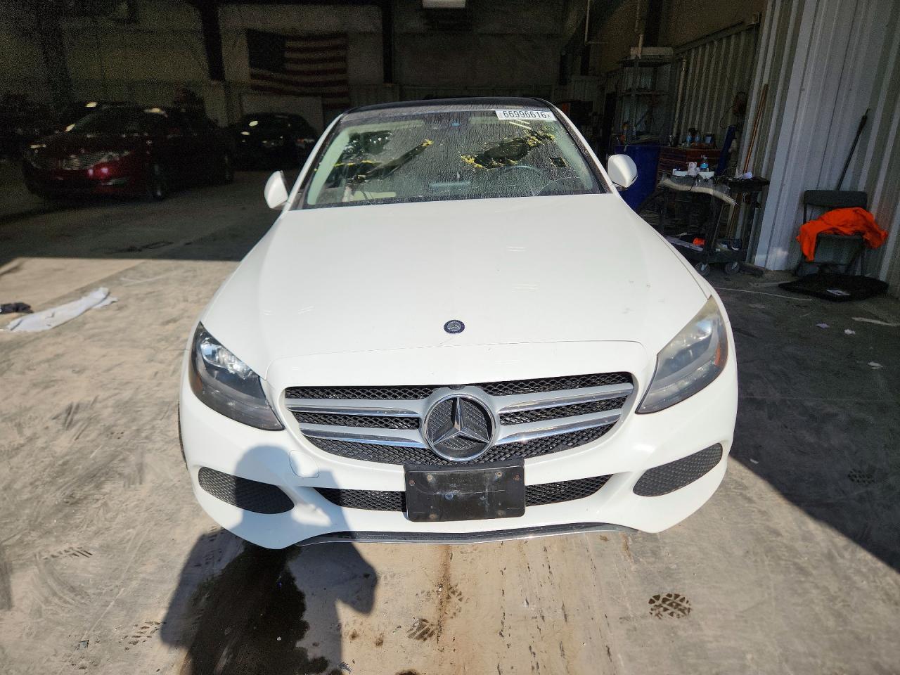 2016 Mercedes-Benz C 300 4Matic - Фото 5