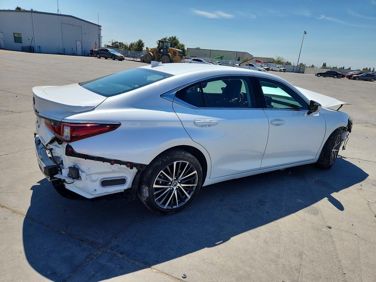 2025 Lexus Es 300H Base - Фото 3
