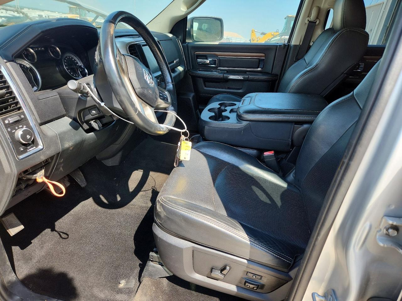 2016 Ram 1500 Laramie - Фото 7
